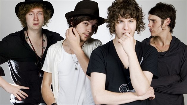 Kapela The Kooks (Hugh Harris zcela vlevo)