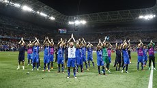 Islandtí fotbalisté slaví postup do tvrtfinále mistrovství Evropy, práv...