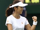 Japonská tenistka Misaki Doiová slaví výhru nad Karolínou Plíkovou ve druhém...