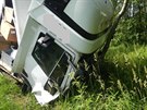V Jaroov nad Neárkou se srazila dv osobní a jedno nákladní auto.