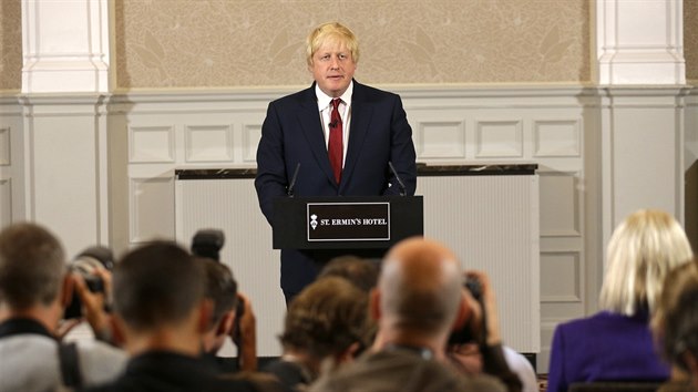 Jeden z hlavnch stoupenc britskho odchodu z EU Boris Johnson oznmil, e nehodl kandidovat na fa konzervativc a premira zem (30. ervna 2016)