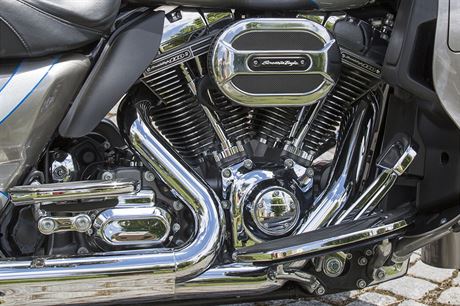 Harley-Davidson Road Glide Ultra CVO