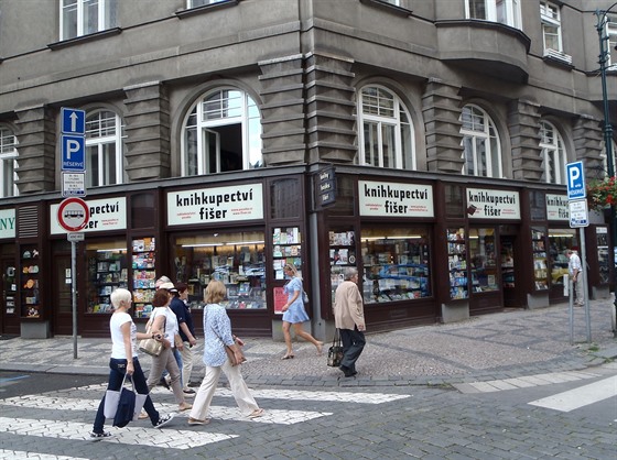 Jedno z malých knihkupectví, které končí je pražské Knihkupectví Fišer