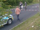 Policist na mst stelby na praskm Zlin.