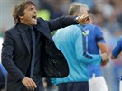 Italský trenér Antonio Conte bhem zápasu s Nmeckem.