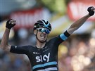 Britský cyklista Chris Froome se raduje z vítzství v osmé etap Tour de France.