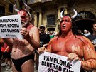 Protesty proti býím zápasm v Pamplon (5. ervenec 2016)