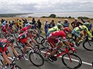 TOUR ZAALA. Cyklisté v první etap Tour de France. Zcela vpravo jede v dresu...