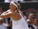 Petra Kvitová v dohrávce 2. kola Wimbledonu s Jekatrinou Makarovovou.