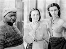 Hattie McDanielová, Olivia de Havillandová a Vivien Leighová ve filmu Jih proti...