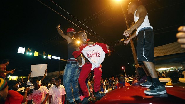 Protesty po zastelen Altona Sterlinga v Louisian (7. ervenec 2016)