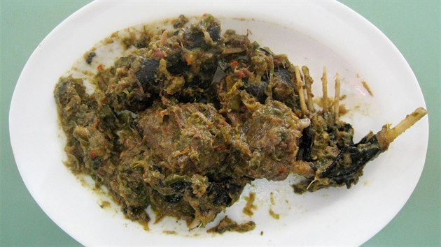 V Indon�sii kalon� p�ipravuj� nap��klad na velmi p�liv� zp�sob, s �ili papri�kami.