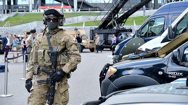 Protiteroristick jednotka GROM ped djitm summitu NATO ve Varav