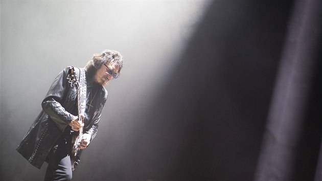 Tony Iommi, Black Sabbath (O2 arena, Praha, 30. června 2016)
