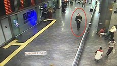 Mu podezelý z teroristického útoku na istanbulském letiti na zábrech...
