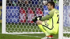 POLSKÝ KONEC. Branká Lukasz Fabianski má po neúspném tvrtfinále s...