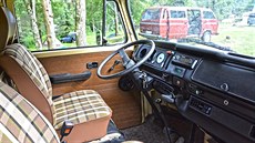 Volkswagen T2 Bus Westfalia