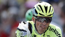 Alberto Contador jet v dresu stáje Tinkoff.