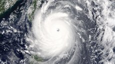 Tajfun Nepartak zasáhl Tchaj-wam a Filipíny (7. ervence 2016).