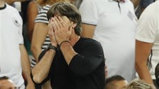 Trenér nmeckých fotbalist Joachim Löw bhem semifinále mistrovství Evropy...