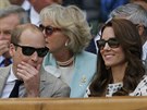 Z královské loe sledovali finále Wimbledonu také britský princ William se svou...