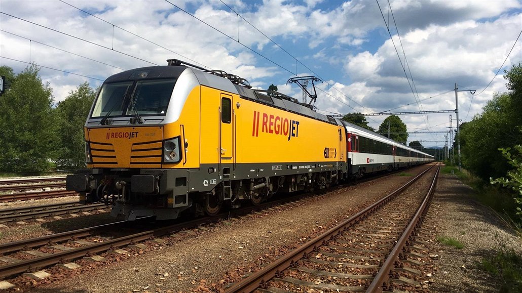 RegioJet nakoupil od �výcarských drah SBB celkem 25 velkoprostorových voz�,...