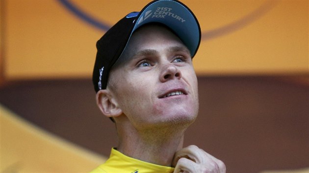 ZSTV VE LUTM. Britsk cyklista Chris Froome je i po devt etap v ele prbnho poad Tour de France.