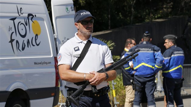 trnct etapa Tour de France se jela pod dohledem policie.