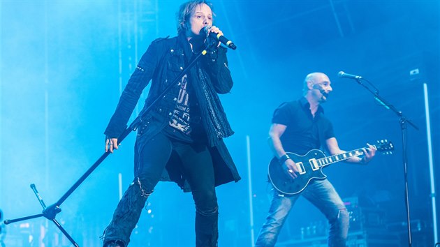 Tobias Sammet, zpěvák metalového projektu Avantasia, na festivalu Masters of Rock ve Vizovicích v roce 2016.