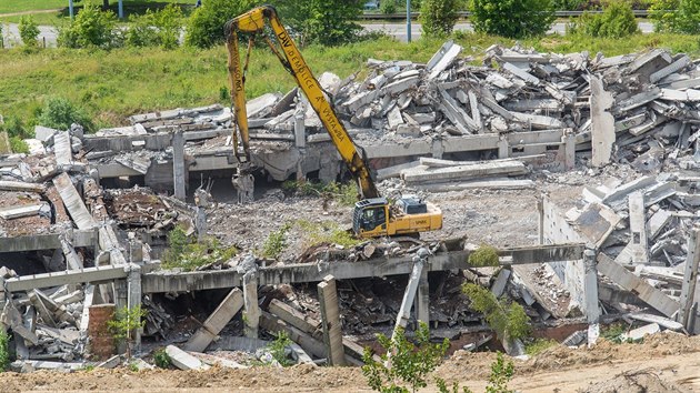 Bourn torza obchodnho domu ve Zln (2016)