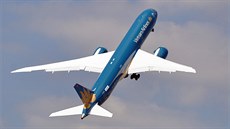 Boeing 787 Dreamliner je nejmodernjím typem ze sedmikové ady. Prototyp...