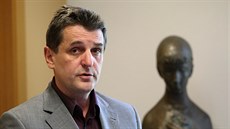 Hypotéku za vyso�inského nám�stka Libora Joukla zaplatil utajovaný dobrodinec.