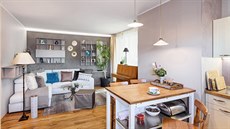 Obývací pokoj je „tradičně“ spojený s kuchyní.