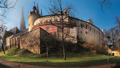 Krvavá pavla v Olomouci má stylovou ervenou barvu.