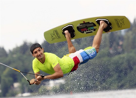 Wakeboarding lze díky vleku Pavla Traly nov provozovat i na Brnnské...