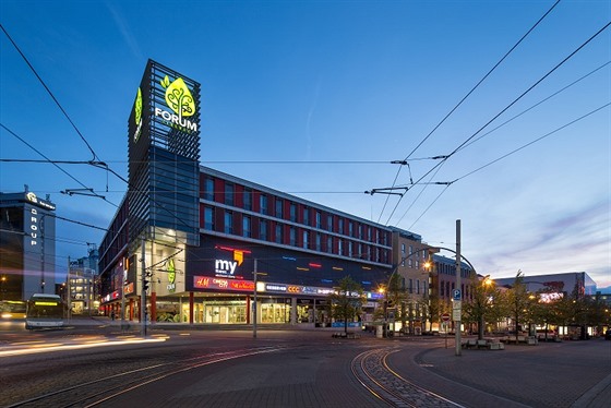 Nákupní centrum, které se nachází v centru Liberce, nabízí 47 tisíc metr...