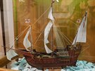 Model lodi Santa Maria, kter vyplula v roce 1492 pes Atlantik na zpad.