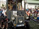 Nvrat po 100 letech. esk Velenice pedstavily historick trolejbus.