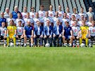 Fotbalisté FC Hradec Králové ped startem sezony 2016/2017 - dolní ada zleva:...