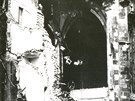 Kostel po bombardovn v roce 1945.