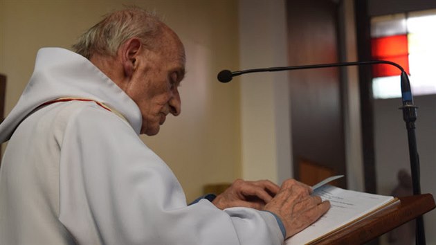 Knz Jacques Hamel na archivnm snmku