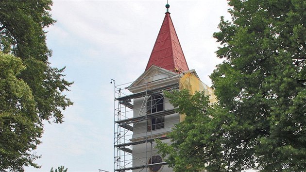 Kostel sv. Anny v Palii, kter obnovuje spolek ivot na Dyle.