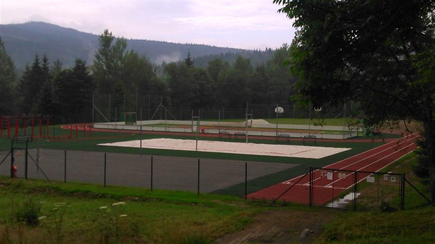 V Prilech v NP umava, na pozemku prvnka a podnikatele Miroslava Zamiky, vzniklo nkolik sportovi.