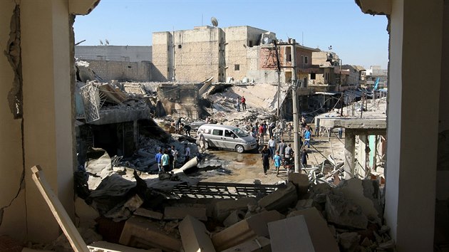 Nsledky ervencovho bombardovn Aleppa.