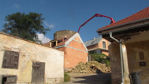 Nov domy zakryj pohled na batu Haselburg.