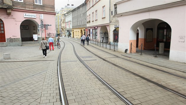 Ulice Pekařská v centru Olomouce v současnosti - červenec 2016. V roce 1993 se tu natáčel film Záhada hlavolamu.