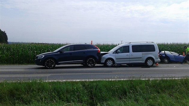 Nehoda na silnici I/3 nedaleko eskch Budjovic.