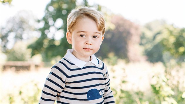 Princ George jako čerstvě tříletý (22. července 2016)