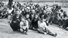 Skupina Rom ve vyhlazovacím táboe Belzec na východ Polska (1942)
