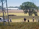 Pád horkovzdušného balónu v Texasu patrně nepřežil nikdo z nejméně 16 lidí,...